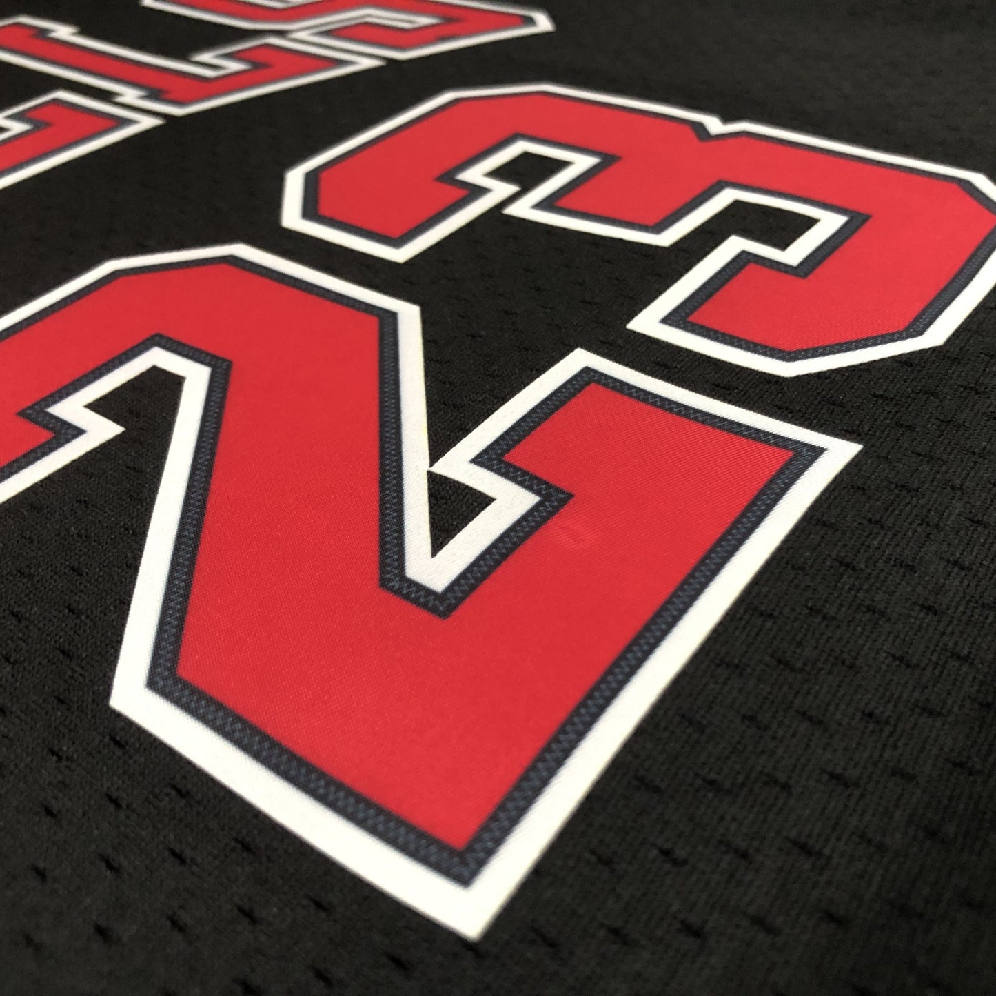 Michael Jordan 1997/98 Black Swingman