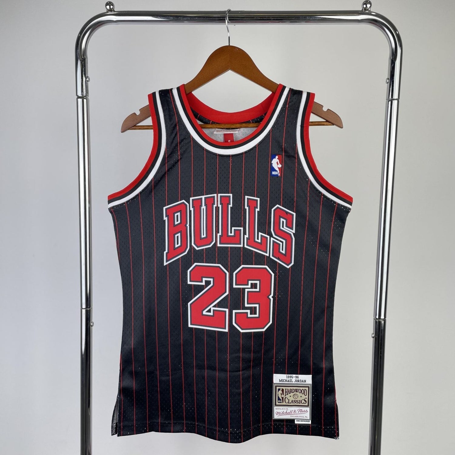 Chicago Bulls Old School Jerseys