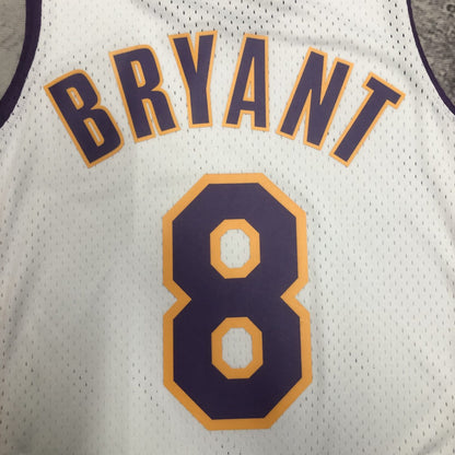 Kobe Bryant 2003/04 White Swingman