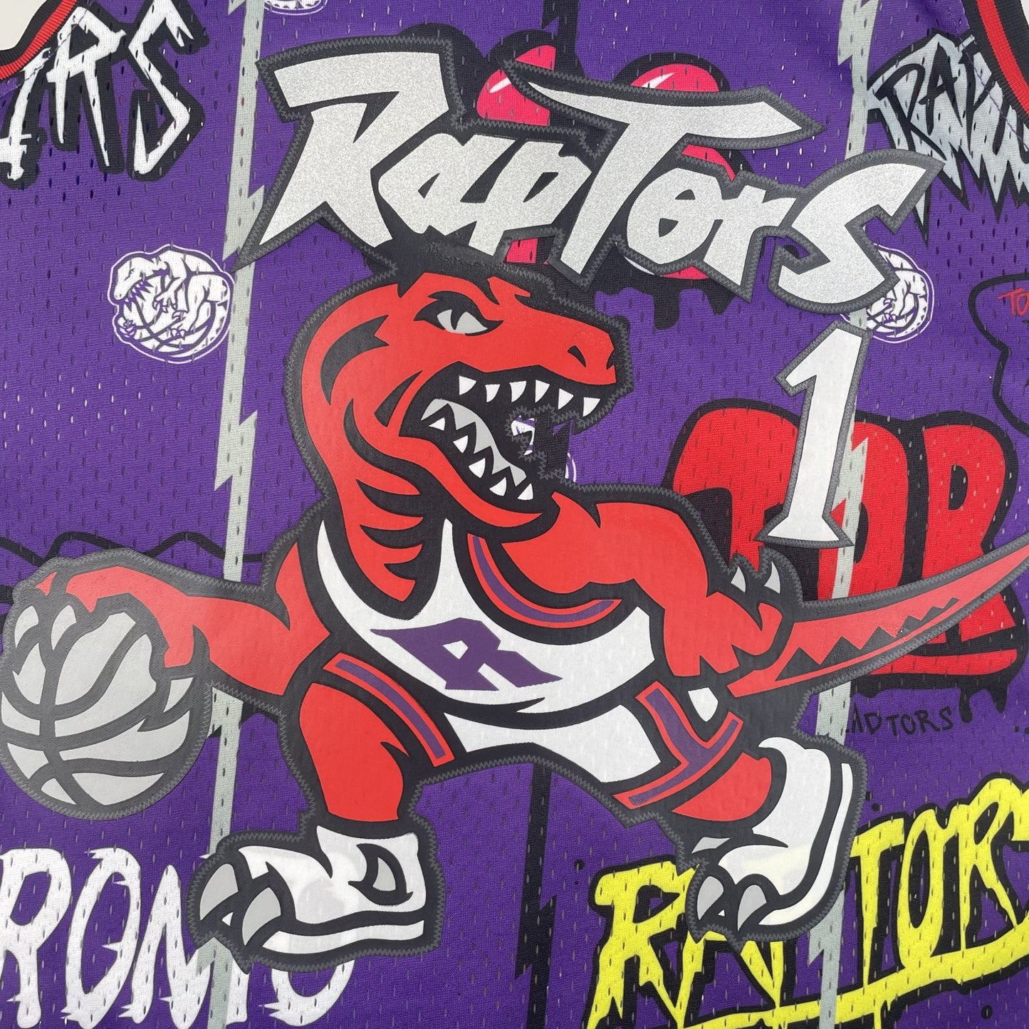Tracy McGrady Purple Toronto Raptors 1998/99 Graffiti Edition